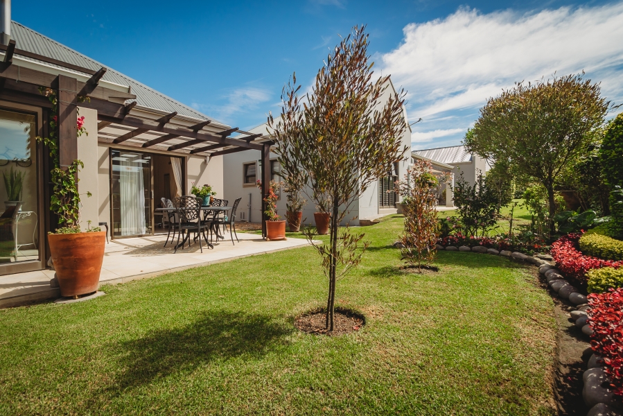 3 Bedroom Property for Sale in Kraaibosch Country Estate Western Cape